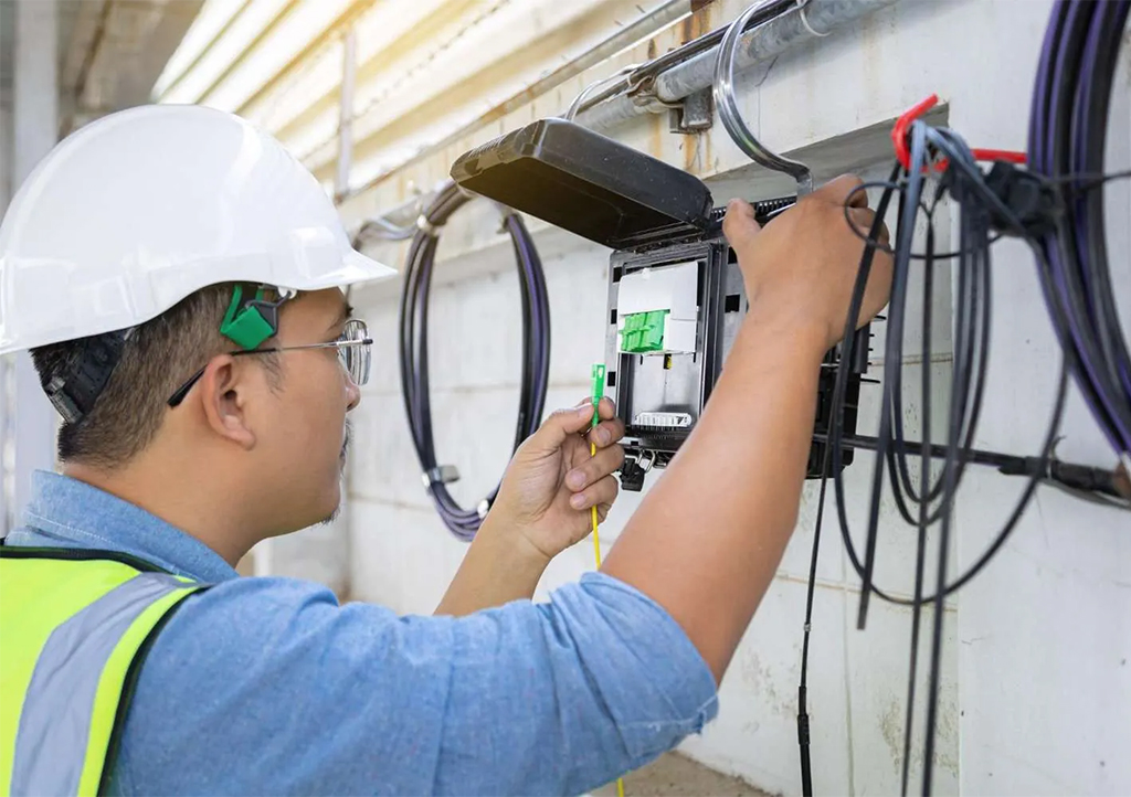 Electrician Singapore Review – Voted the Best in Terms of Reliability & Service